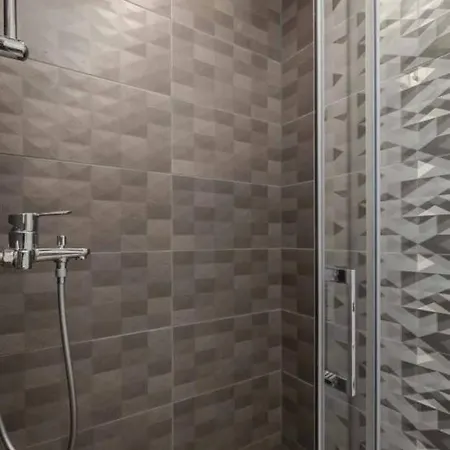 Красиви И Удобни Апартаменти Apartman